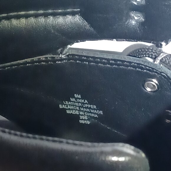 Marc Fisher Mlinka Lace Up Lug Sole Shiny Patent Leather Black Combat Boot Sz 6 - Picture 3 of 11